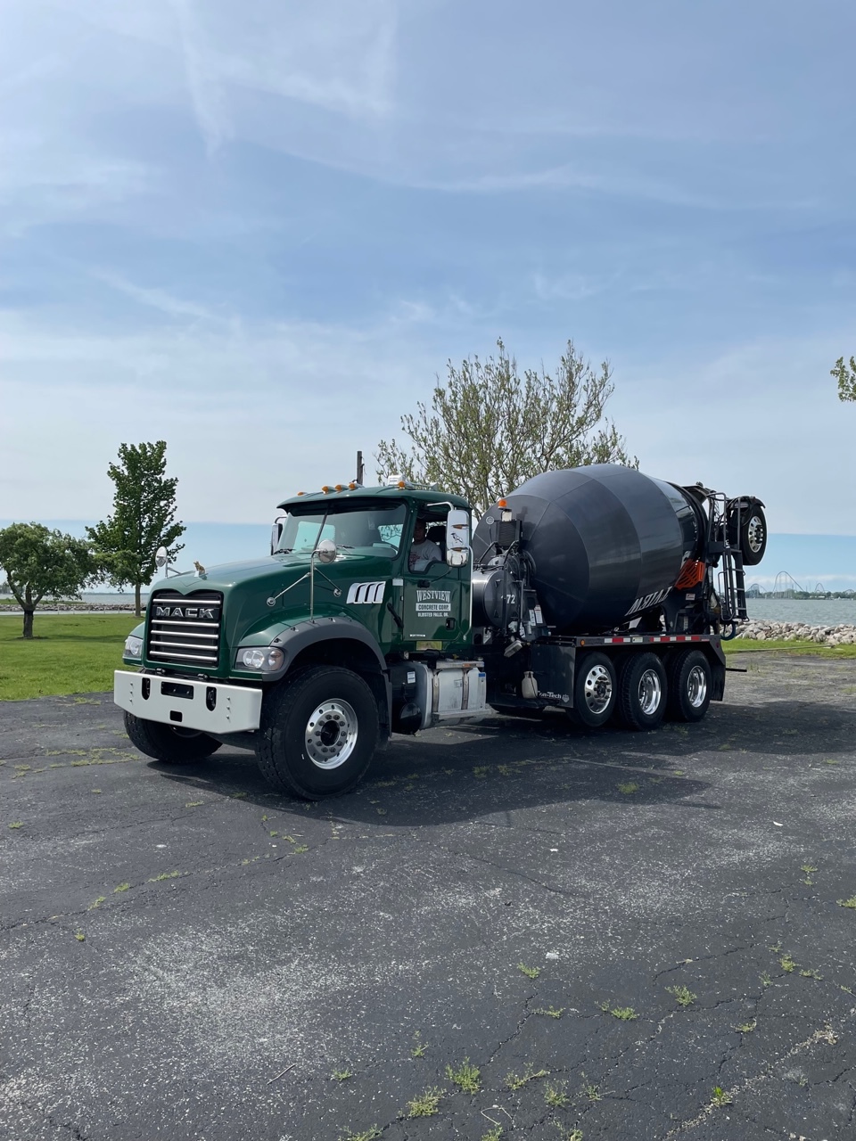 Concrete truck that Westview Concrete uses to transport Ready-Mix Concrete.